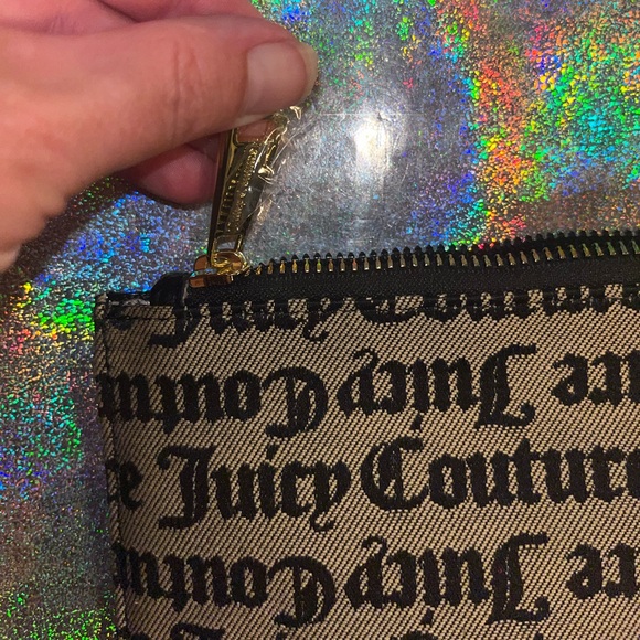 NEW Juicy Couture Monogram Clutch Wallet - Picture 4 of 4